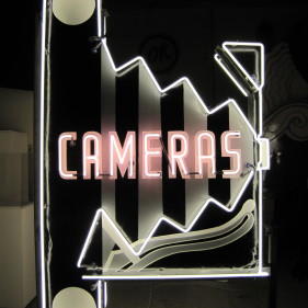 Iwata_Camera side 1