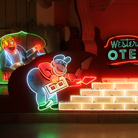 Midway_Bricklayer